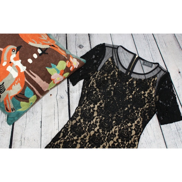 Astr Black Lace Mesh Bodycon Mini Dress - Picture 2 of 7